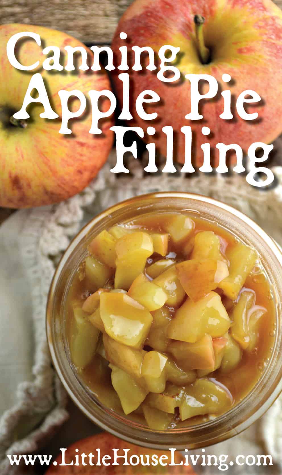 Make the most of the fall's apples by canning apple pie filling for delicious apple desserts all winter long! #canning #apples #fallrecipe #applepiefilling #canningapples