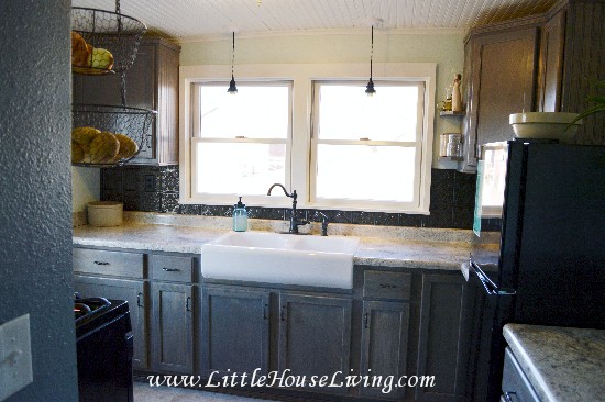 Renovating the Farmhouse Kitchen: After Pictures