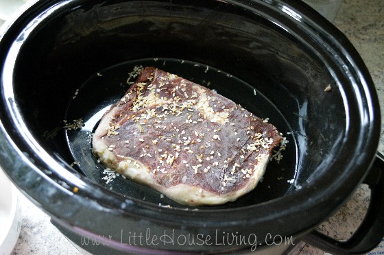 Slow Cooker Steak in Crockpot