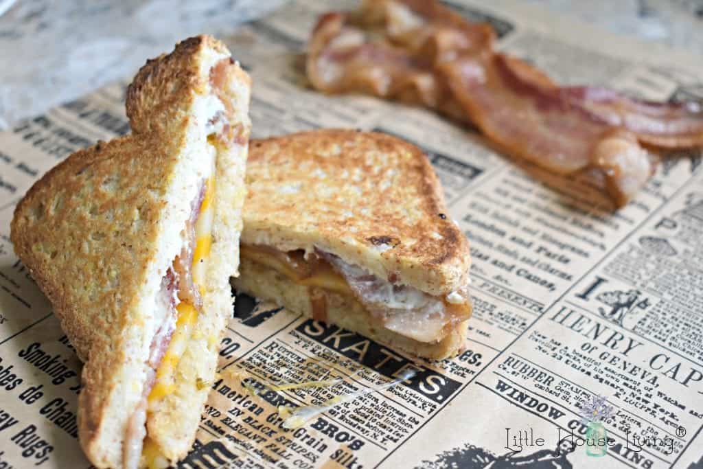 Jalapeno Grilled Cheese Sandwich