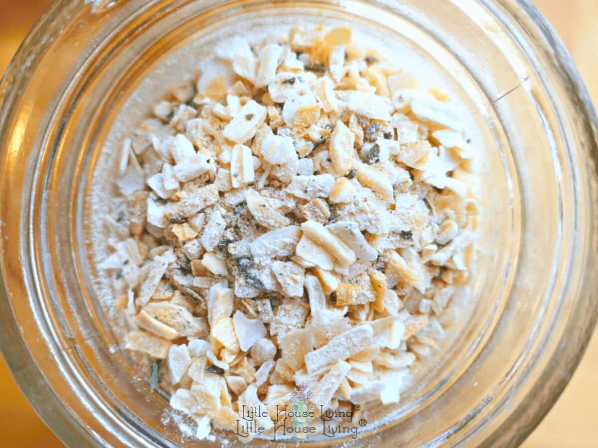 Do you need to add a packet of onion soup mix to your recipe but don't have any? This very simple gluten-free Onion Soup Mix recipe is a great one to mix up and store in your pantry!