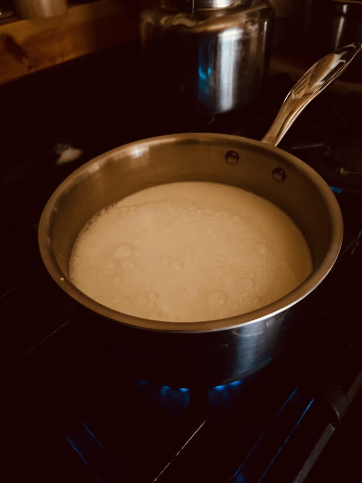 making yogurt