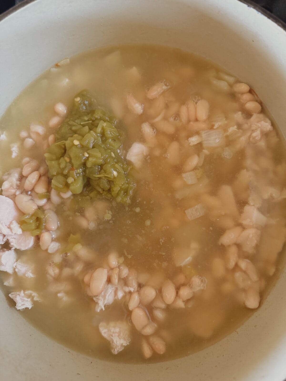 making white chicken chili