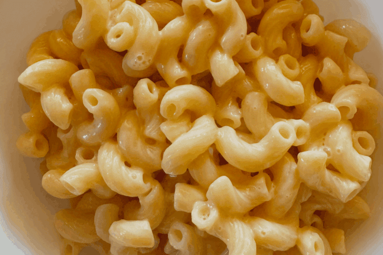 mac and cheese horizontal