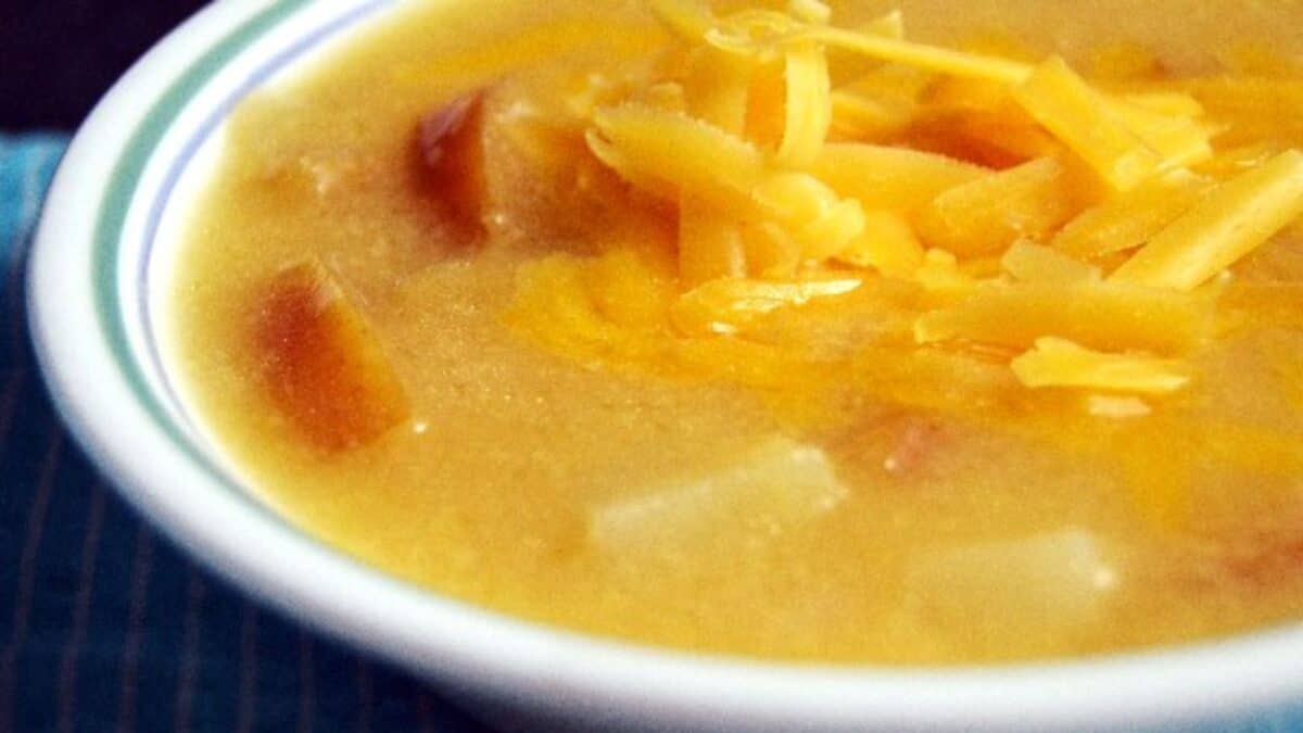apple cheddar soup